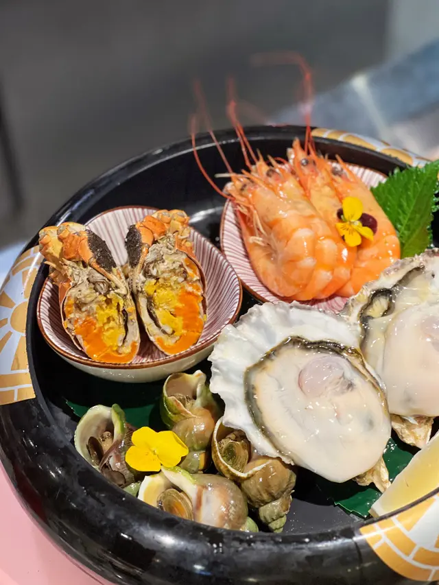 凍花雕大閘蟹海鮮拼盤