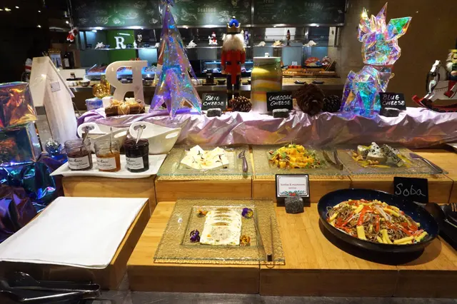 冷盤、沙律、芝士盤、麵包籃