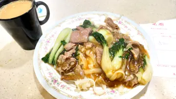 菜遠牛河 熱啡