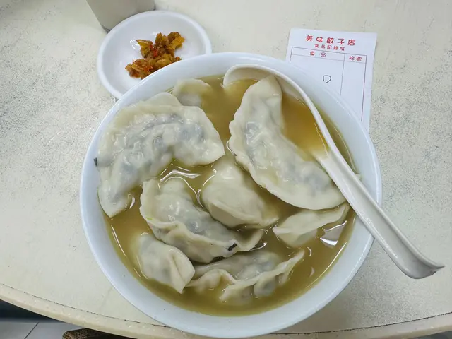 雲耳椰菜肉餃
