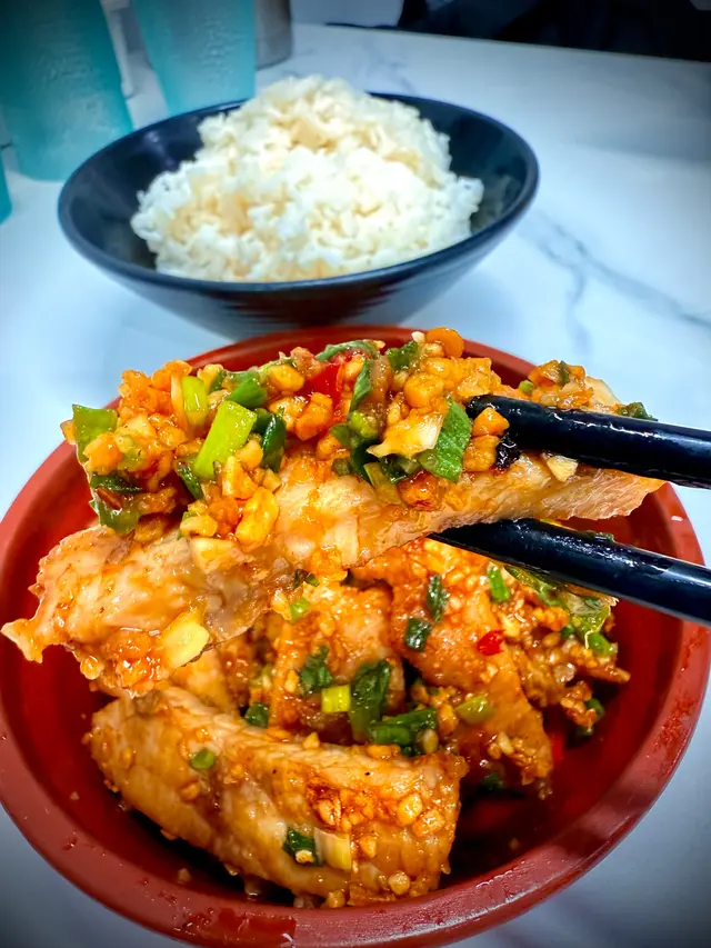 📌椒鹽豬扒飯