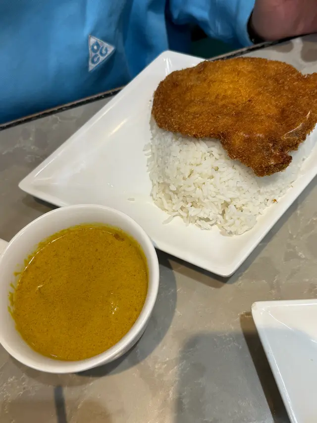 輕量皇牌咖喱吉列豬 扒飯