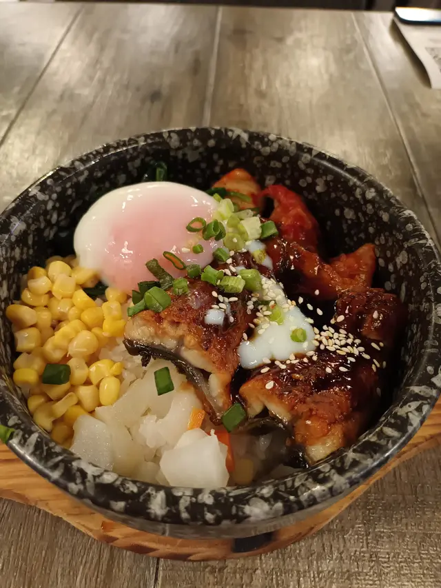 傳統石鍋飯-雞肉