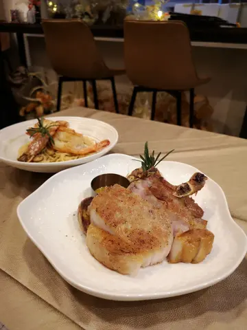 烤加拿大豬鞍配蜜糖芥末籽汁