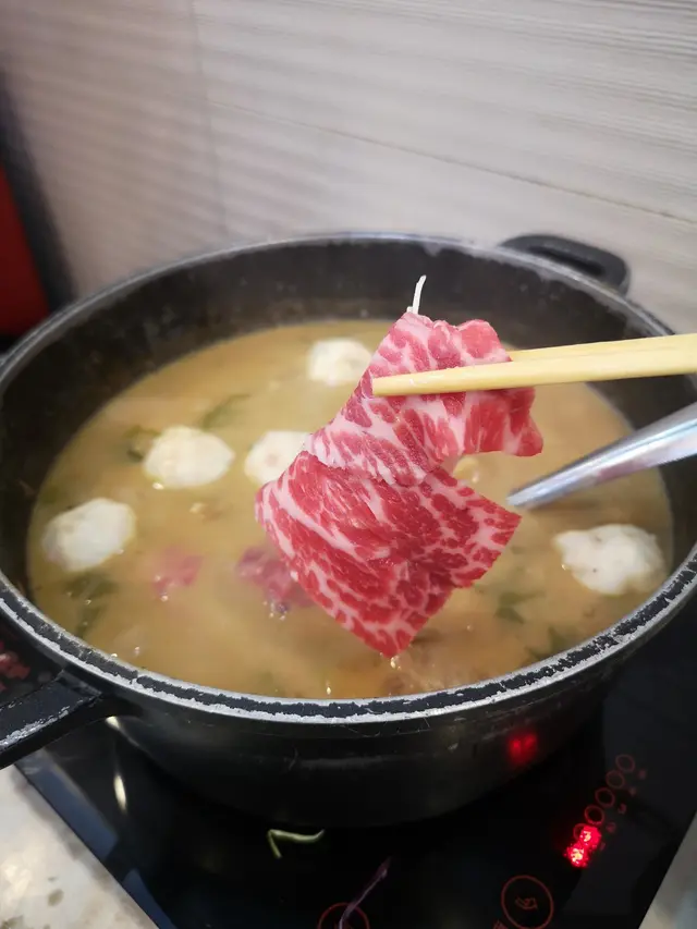 招牌手切肥牛(細)