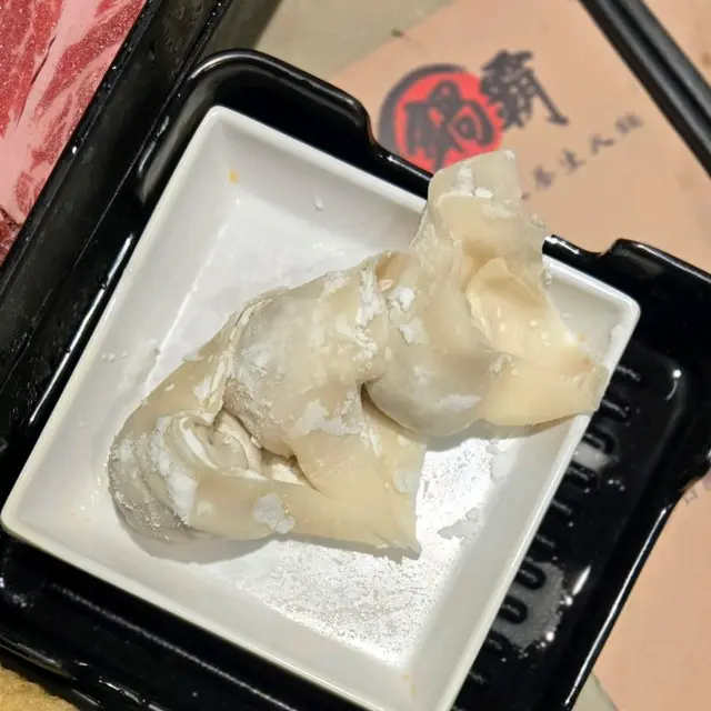 手工香菇雞軟骨餃