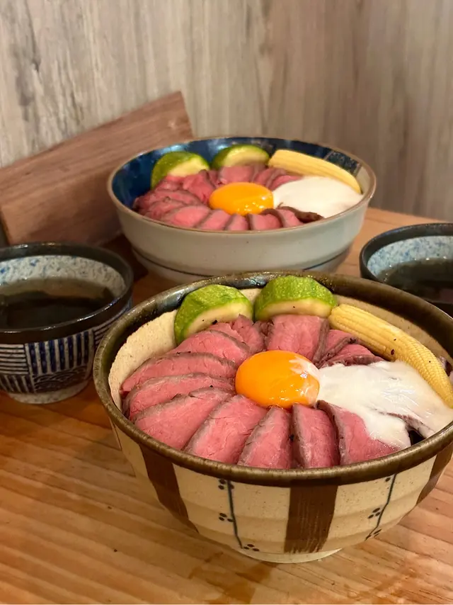 慢煮西冷牛丼