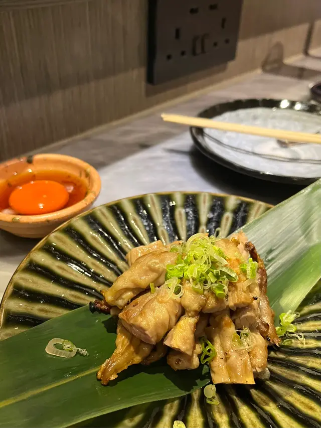 博多雞頸肉拌蛋黃柚子醋
