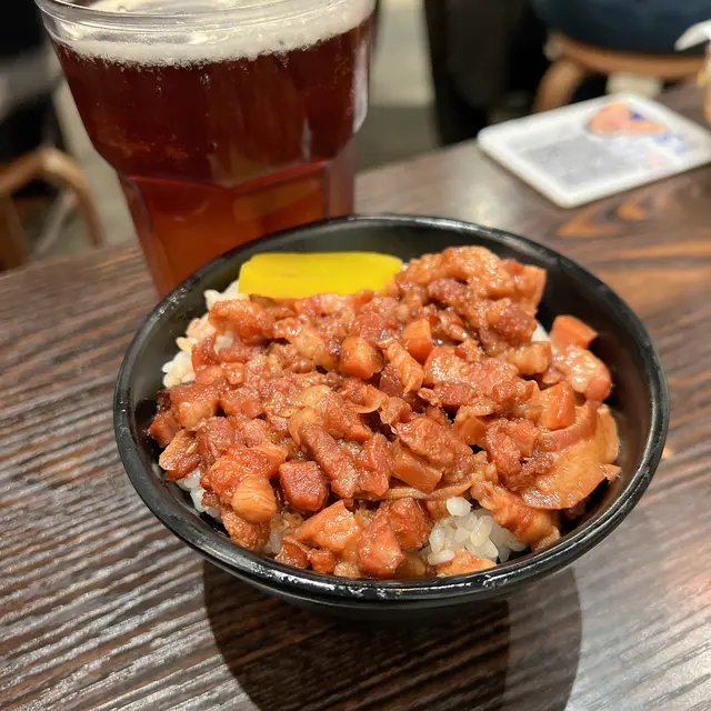 魯肉飯