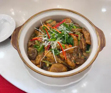 枝竹豆腐红焖龙趸头腩煲