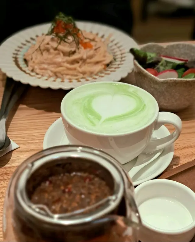 日式抹茶紅豆鮮奶