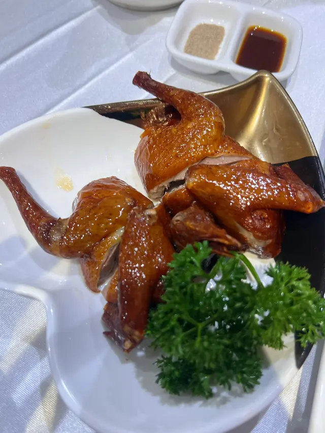紅燒乳鴿
