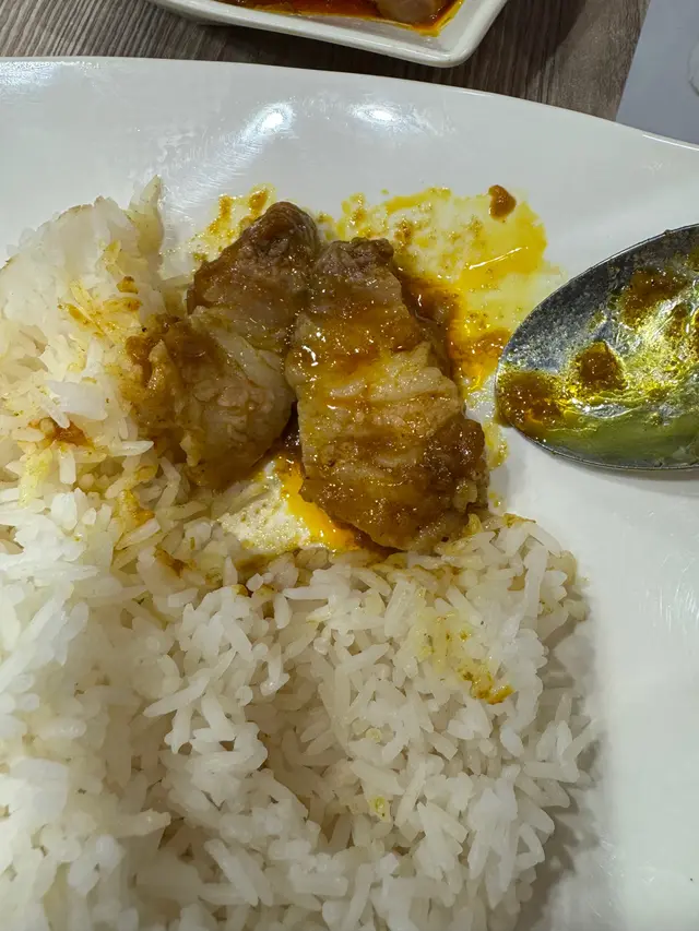 咖喱牛筋腩飯