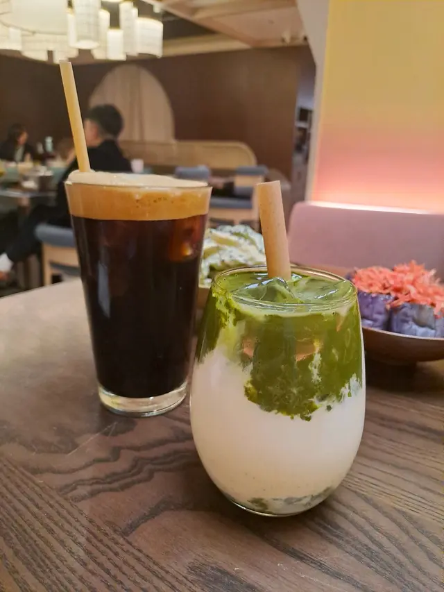 黑糖黑咖啡 😋 宇治抹茶牛乳