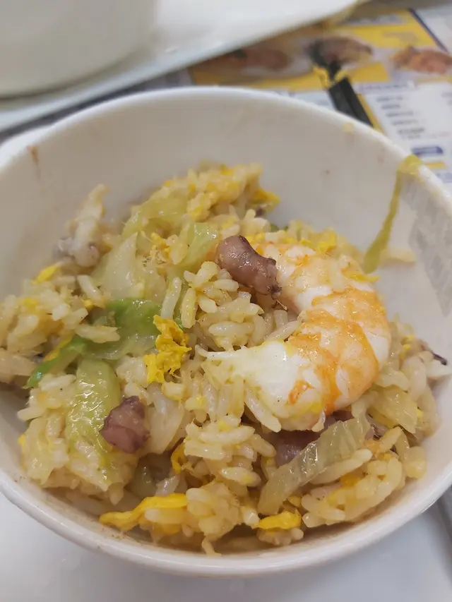 招牌蝦頭油膏海鮮炒飯