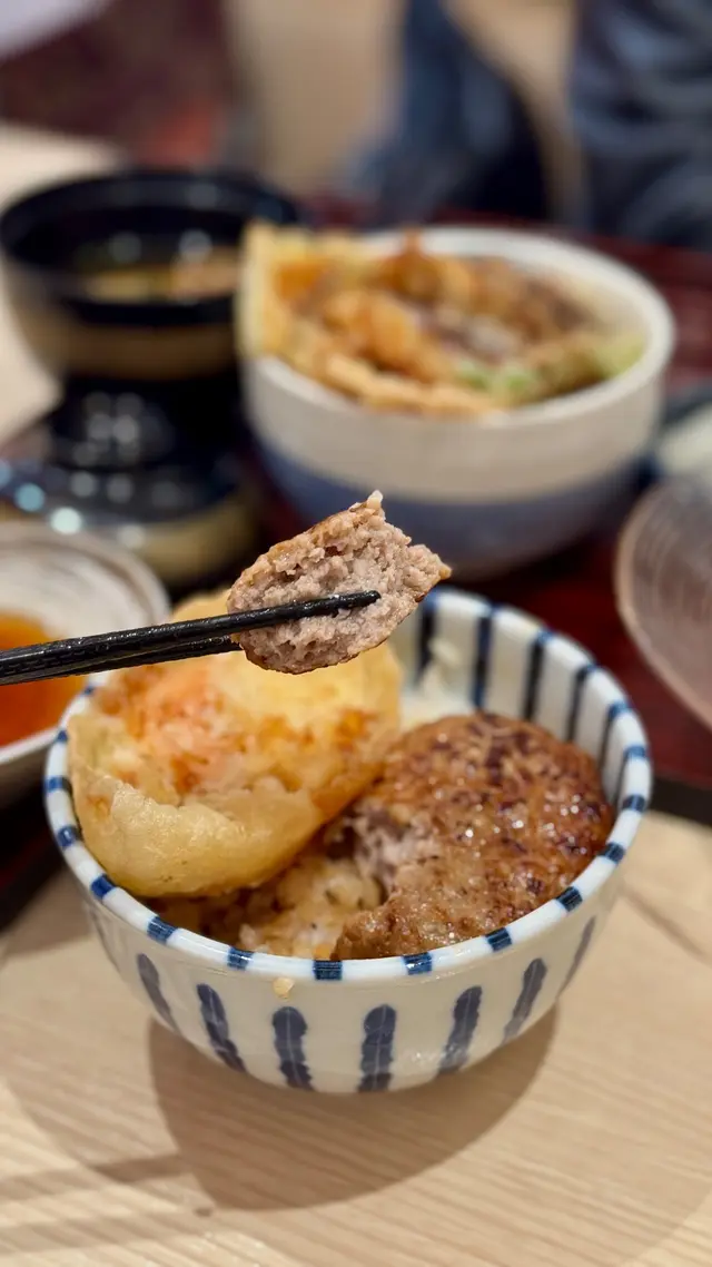 沖繩阿古豬漢堡日本蛋天婦羅丼配雜錦天婦羅定食