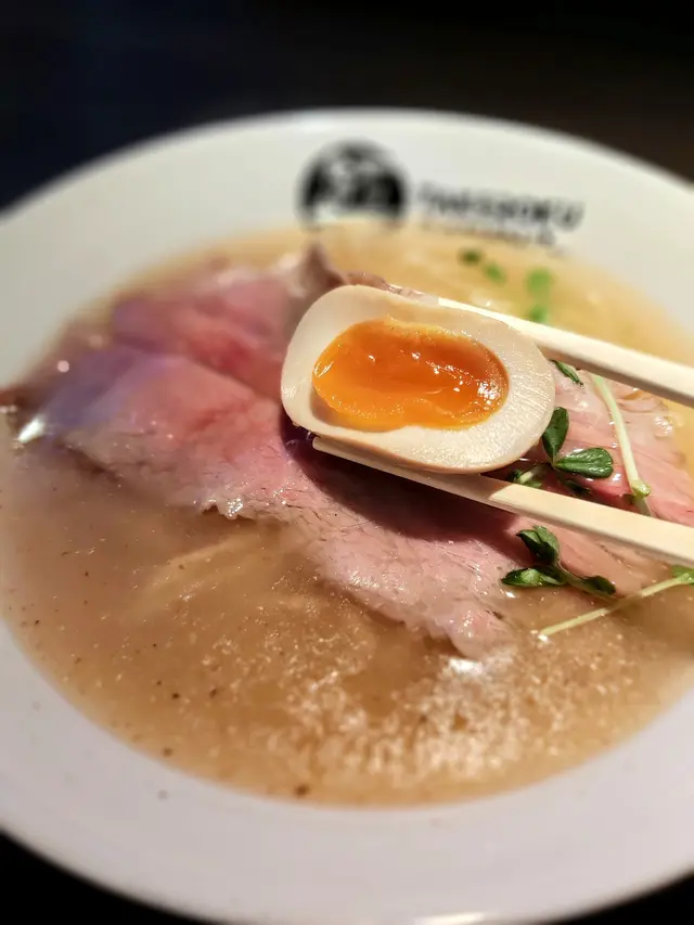 和牛肉鹽醬油拉麵