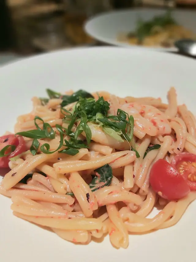 紅酒糟虎蝦捲意粉