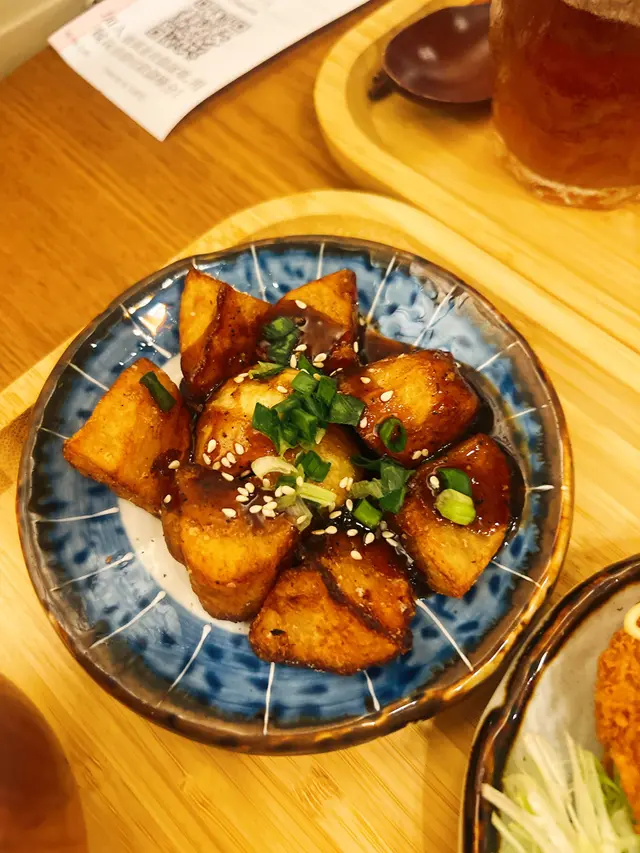 薯仔粒配燒汁蜜糖黑椒醬(素)