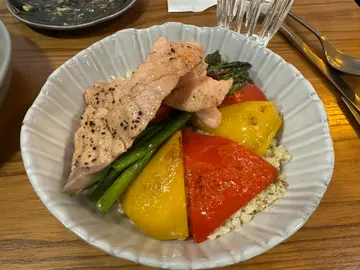 鹽燒三文魚椰菜花偽飯