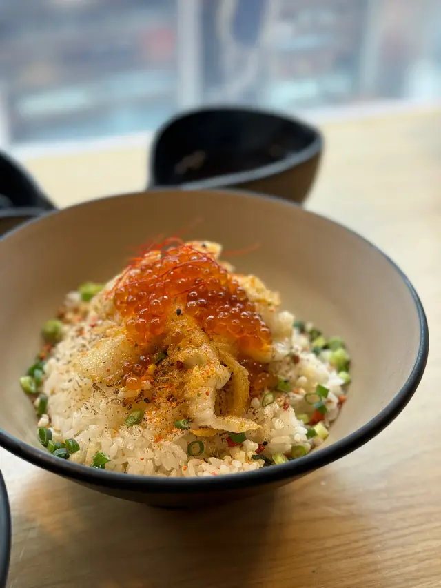火炙碟魚裙邊茶漬丼