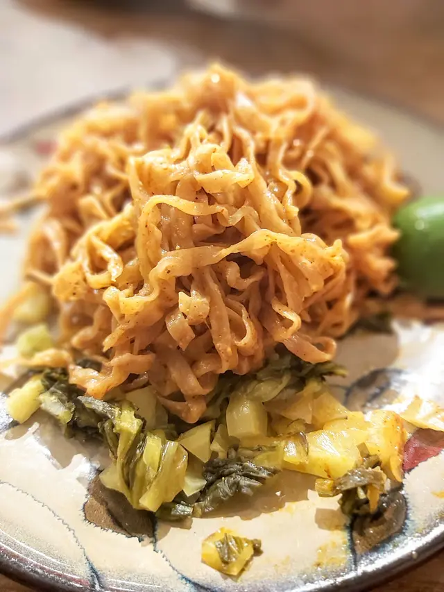 泰北鹹蛋黃撈麵