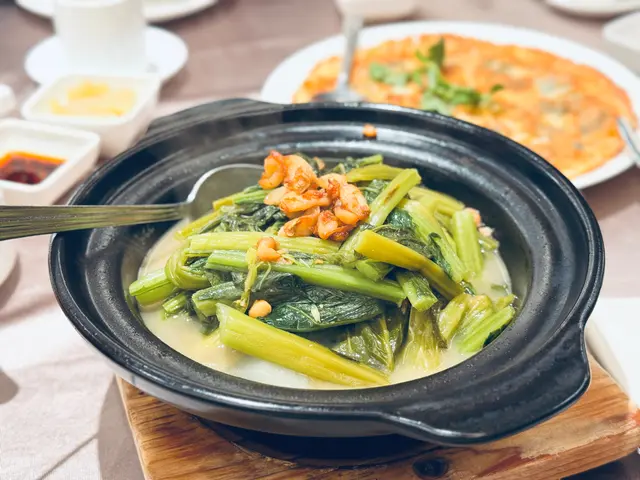 蘿蔔排骨春菜煲