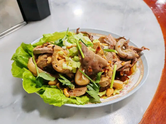 香辣豬肚米線及飯