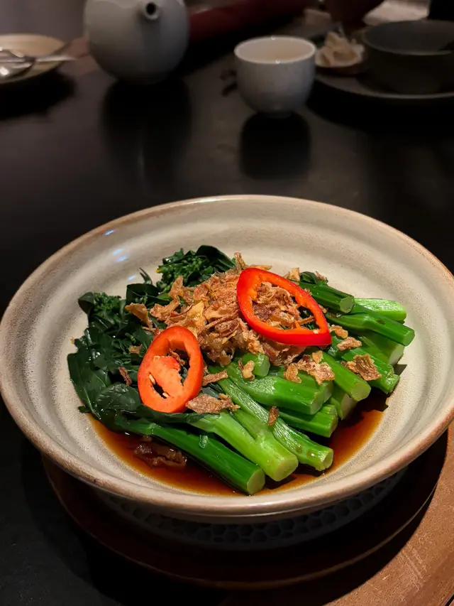 梅菜蒸菜心
