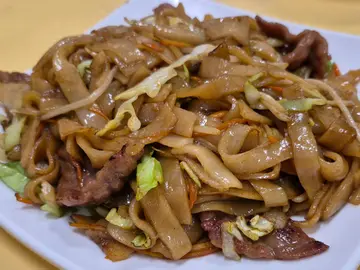 乾炒牛河 