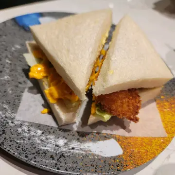 炸魚柳蛋三文治
