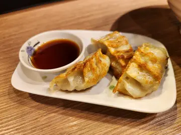 煎饺子