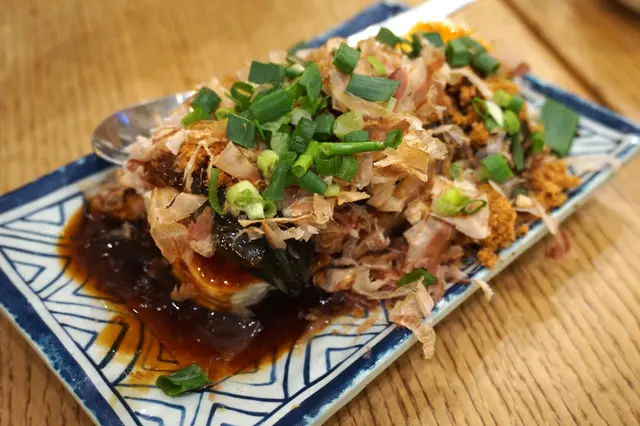 魚酥皮蛋豆腐