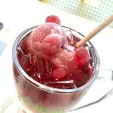 好好飲,好好飲,好好飲. 熊仔冰多可愛.