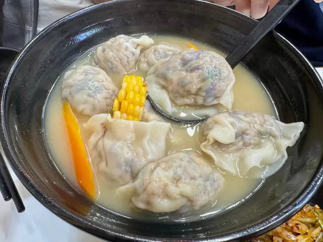 櫻花蝦京蔥豬肉餃