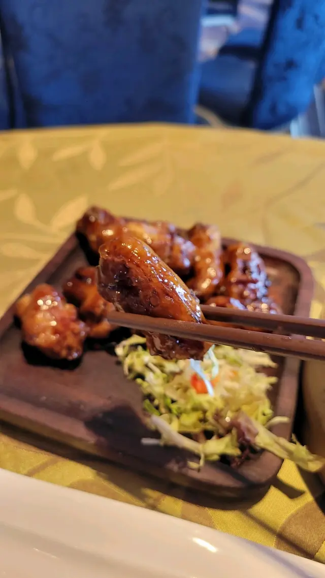 鎮江黑醋脆皮松板肉