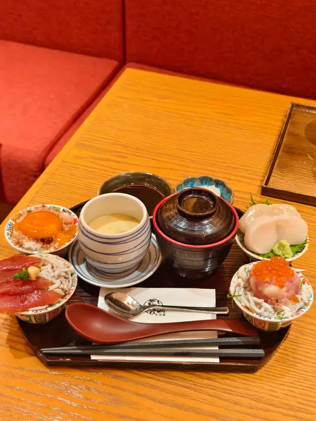 春之四色刺身定食