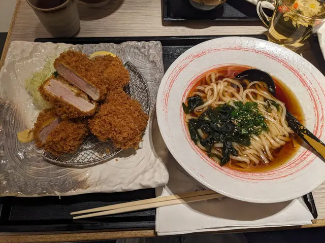 吉列豬柳稻庭烏冬 – 溫