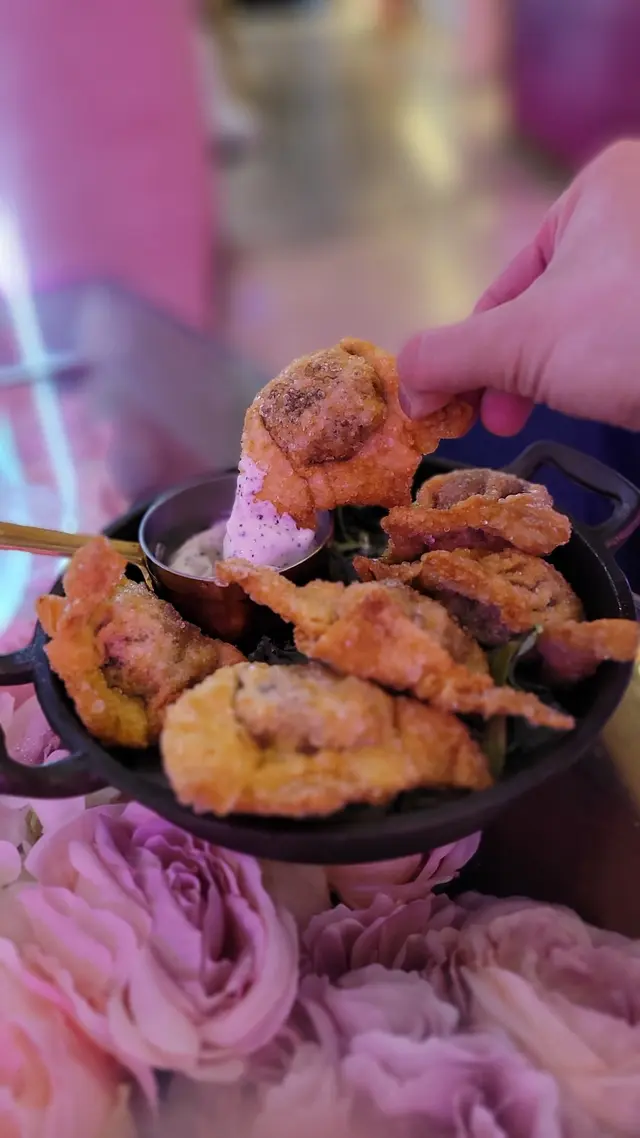 炸黑松露野菌雲吞