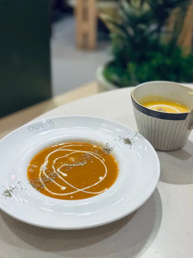 甘筍忌廉湯 |法式蟹肉龍蝦湯