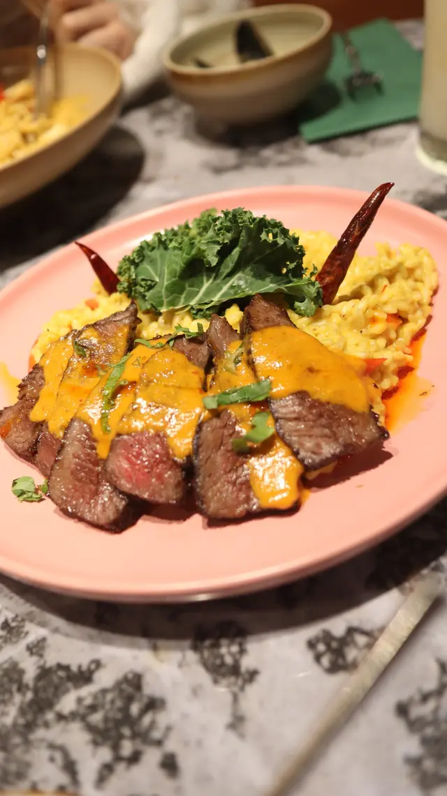 紅咖喱牛小排燉飯