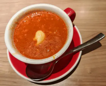 接待的职员非常有礼貌,招呼周到。食物有质素,是一间值得推介的餐厅。