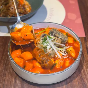 TTEOKBOKKI