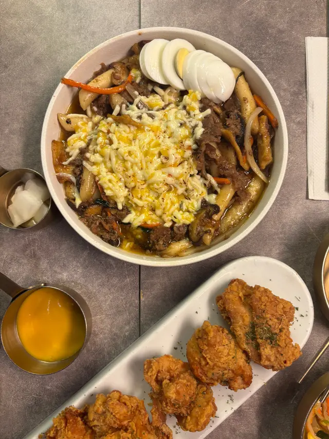 芝士牛肉炒年糕