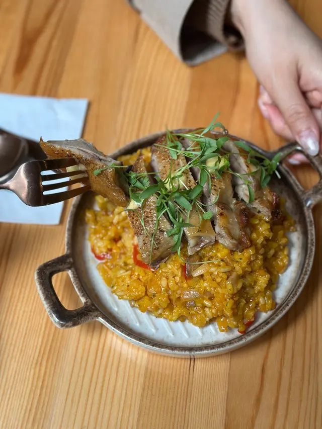 (Roast Duck Paella)