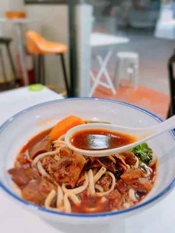 紅燒牛肉手工麵