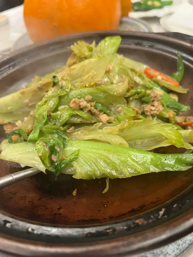 大澳啫啫唐生菜