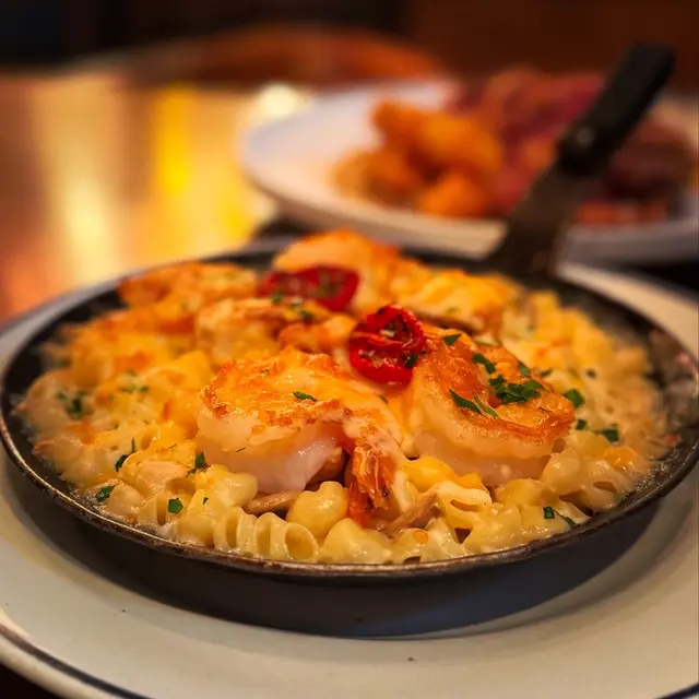 帆立貝 鮮蝦 車打芝士蝸牛通心粉