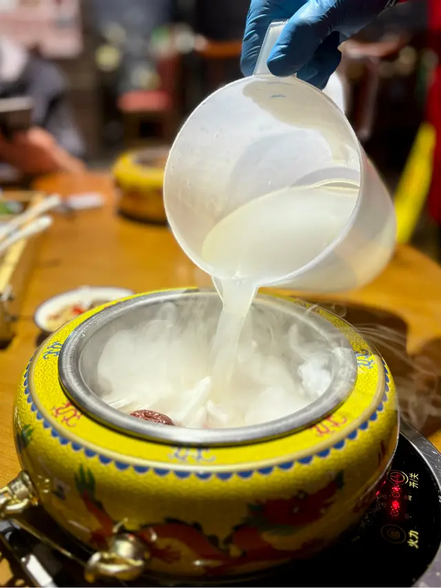 嘉慶椰子藏雞濃湯鍋