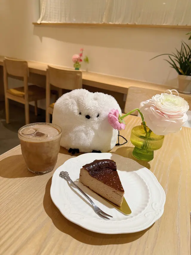 這一個款式本來就是我最喜歡的味道,去到哪裏都必點,所以真的覺得很幸運能遇到!
朱古力味不會太甜,拿捏得很好!